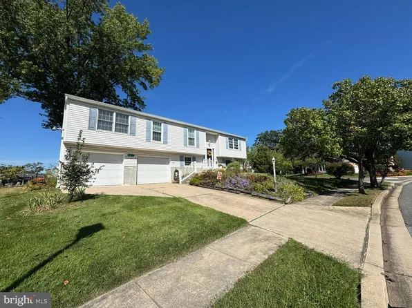 8610 Saxon Cir, Baltimore, MD 21236