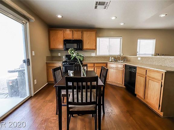 3rd image of 539 Cabis Bay St