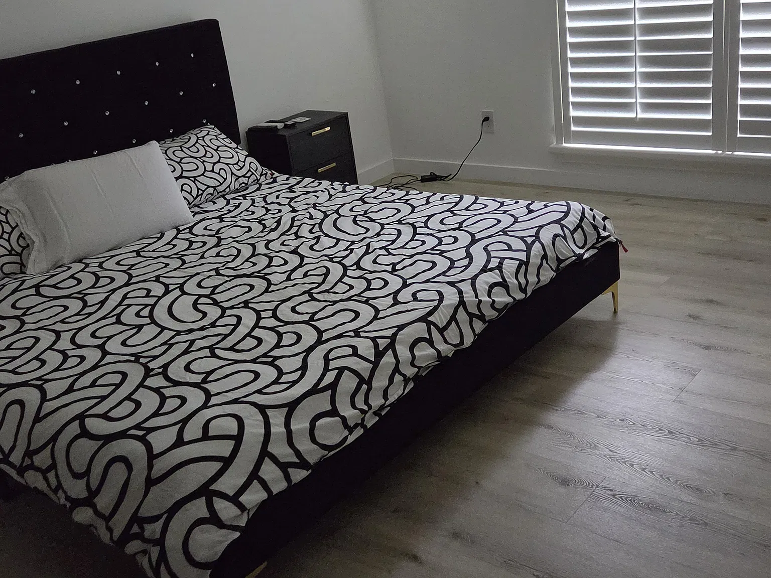 4 bed, 2.5 bath, 2980 sqft, $5,490 — Photo 4