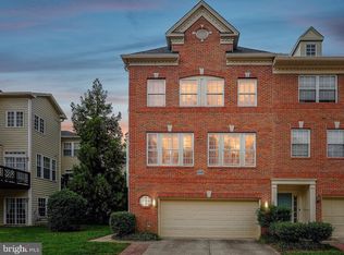 20369 Fallsway Ter, Sterling, VA 20165