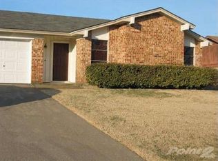 1425 Briar Run, Benbrook, TX 76126