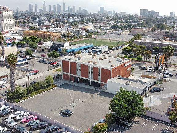 5th image of 3755 Beverly Blvd