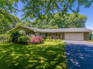 6796 Ann Lee Dr, North Rose, NY 14516