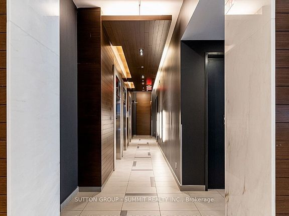 5th image of 105 George St #1510