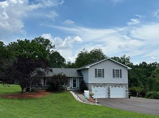 102 Alackness Rd, Spring City, PA 19475