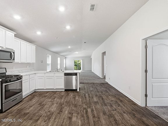 5th image of 89 LOGRONO Court