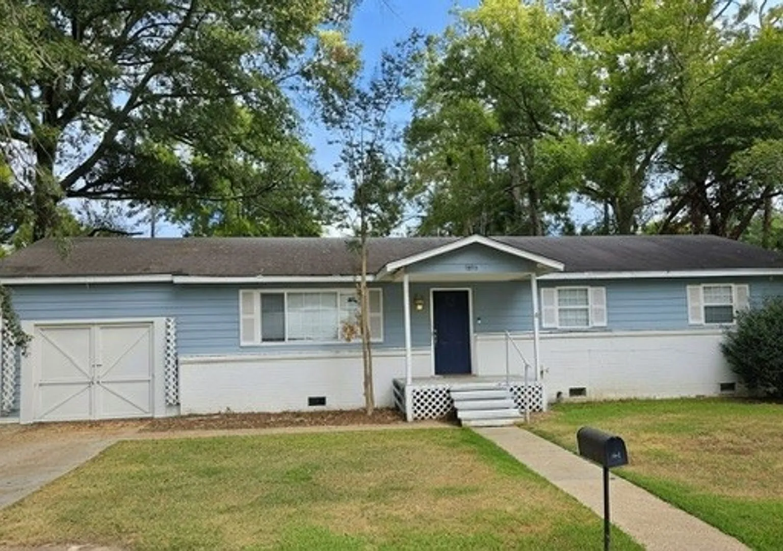 3BR/2BA For Rent — Photo 1