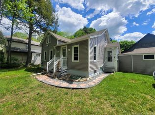 89 Locust St, Naugatuck, CT 06770