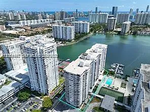 18061 Biscayne Blvd #1204 — Photo 30
