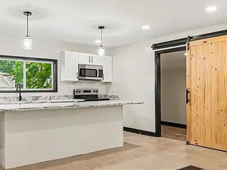 114 Stevenson Ave — Photo 5