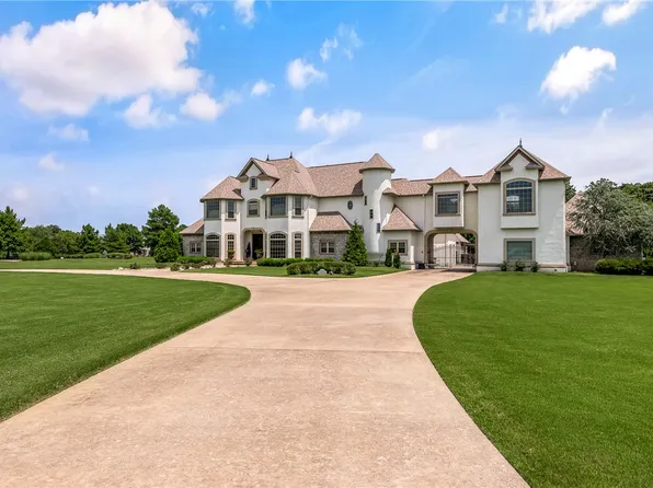 11220 Talamore Blvd, Bentonville, AR 72712