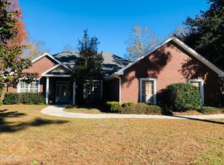2501 Promenade Blvd, Ocean Springs, MS 39564