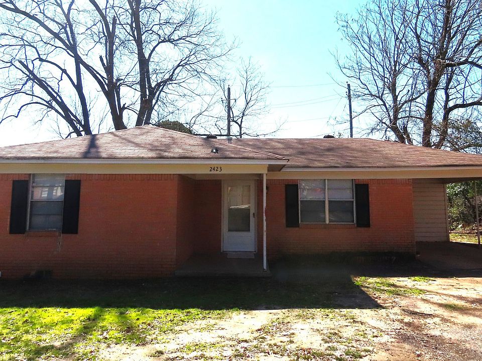 1st image of 2423 Plume Dr