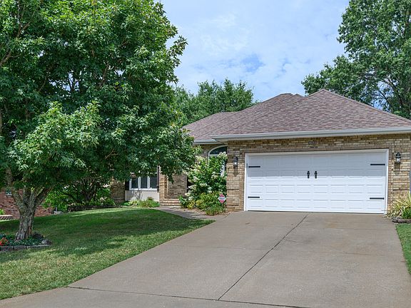 5th image of 4602 S Forest Avenue