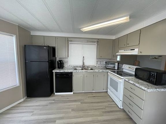 3rd image of 6700 150th Ave N #950