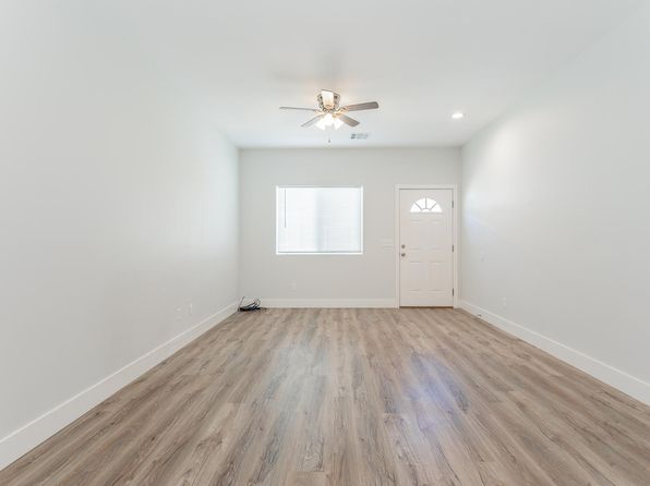 1701 S Dandelion St #2