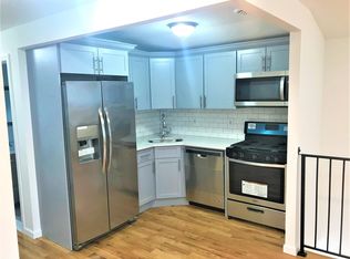 14142 185th St, Springfield Gardens, NY 11413