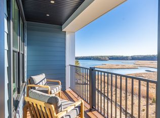 815 Lafayette Rd #102, Portsmouth, NH 03801