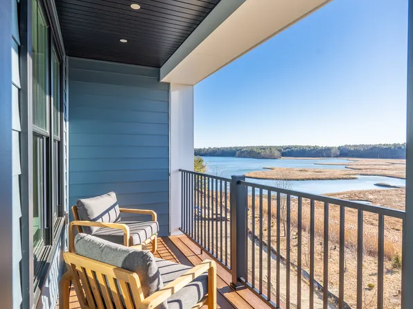 815 Lafayette Rd, Portsmouth, NH