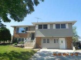 7746 Bristol Ln, Tinley Park, IL
