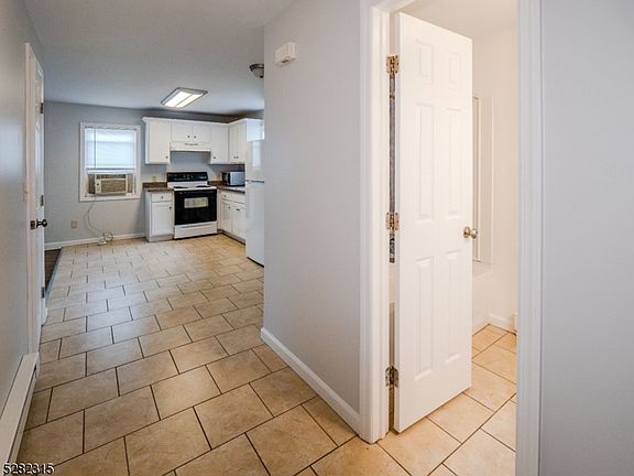 3rd image of 3 Church St #1