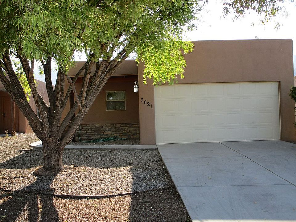 2621 Las Alturas