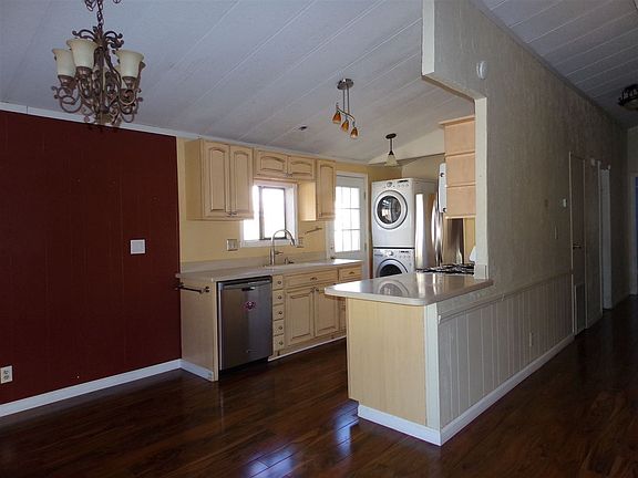 2nd image of 150 Delleker Park Dr