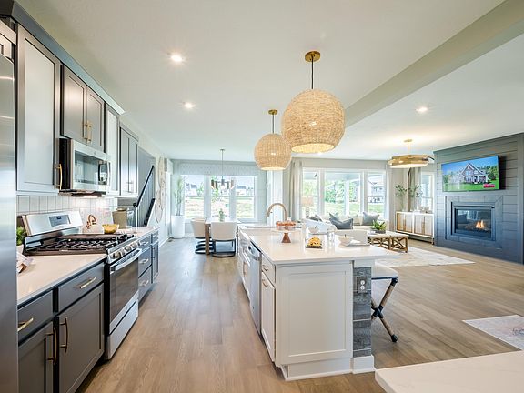 7th image of this home