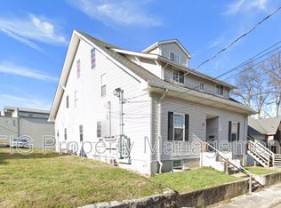 121 Pruett Pl APT 1, Knoxville, TN 37917