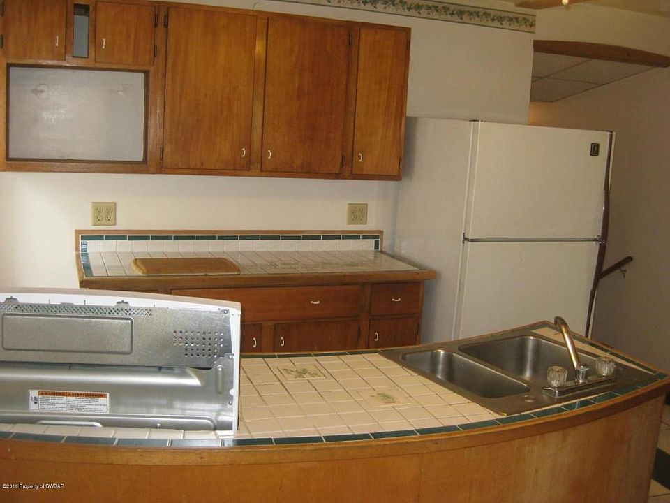 2nd image of 248 Stanton St