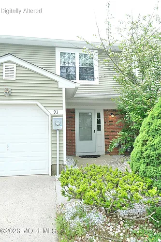 93 Oak Ln Photo 1