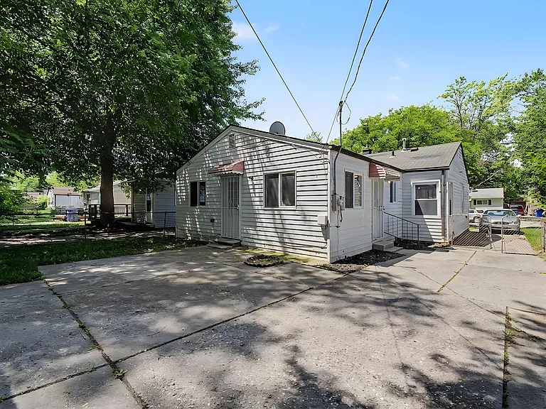 21106 Atlantic Ave — Photo 28