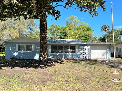 305 Trudgeon Dr Photo 1