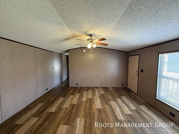 3rd image of 154 Evergreen Dr #149