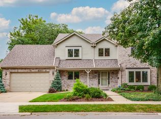 1130 New Trier Ct, Bellwood, IL 60091