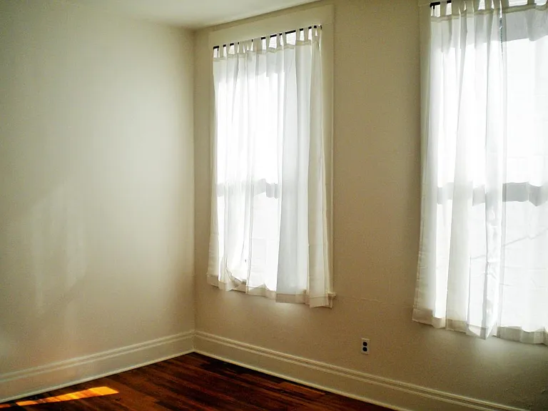 7033 Meade Pl #4 — Photo 4