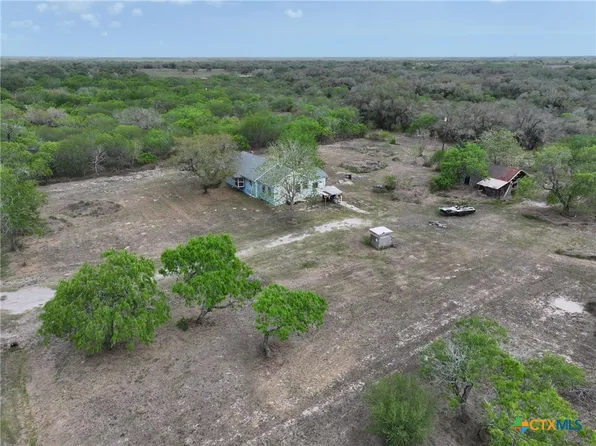 115 Ryan Rd, Refugio, TX 78377