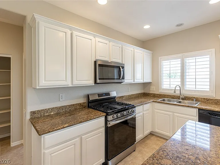 1148 Kingston Hills Ct — Photo 21