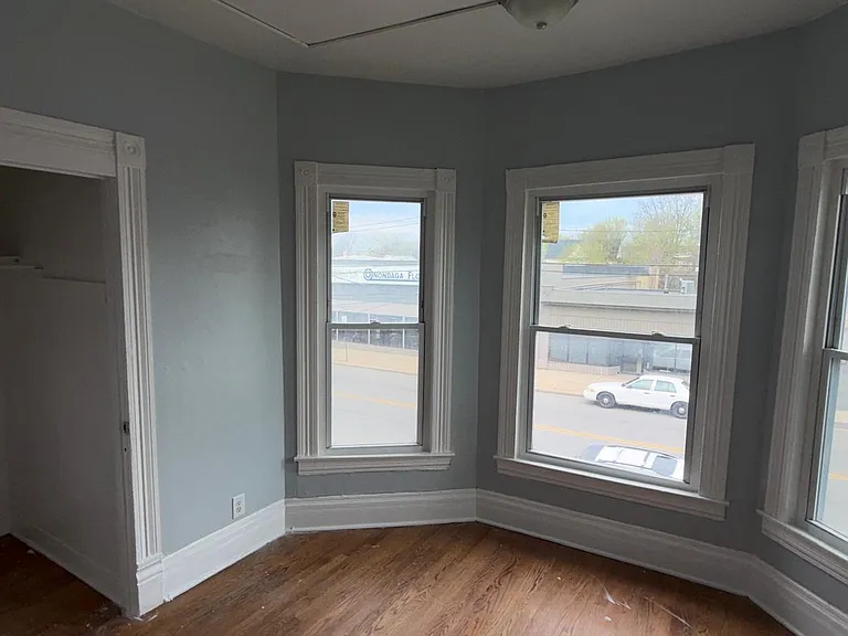1507 N Salina St #3 — Photo 4