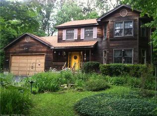 1 Seneca Rd, Middlefield, CT 06455