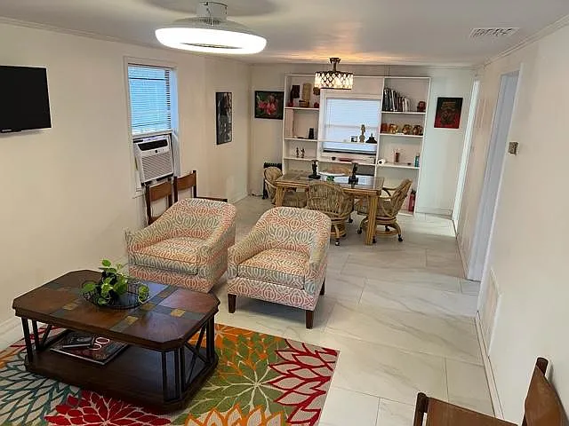 1735 Timocuan Way #1 — Photo 2