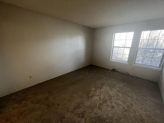 4th image of 380 S Estes St APT B