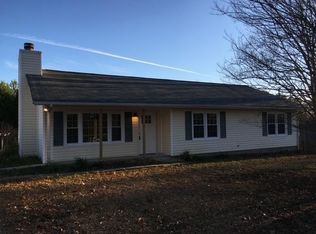 2423 Robin Ridge Dr, Dacula, GA 30019