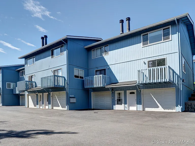 9220 Glenn Haven Dr #8 — Photo 16