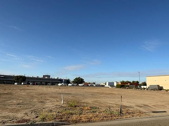 1st image of 2552 Mitchell Ct