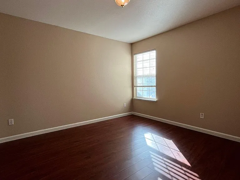 8193 Shay Cir — Photo 17