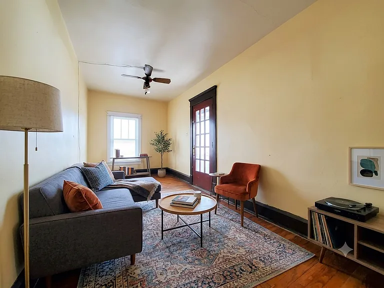 294 Main St #2 — Photo 3