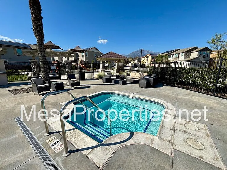 1702 Almond Tree Pl — Photo 28