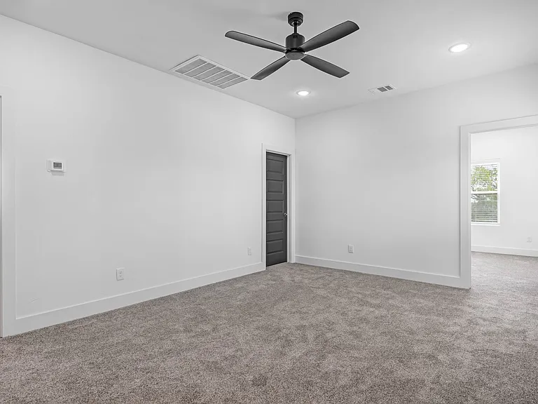 3001 Alpha Wolf Ct — Photo 21
