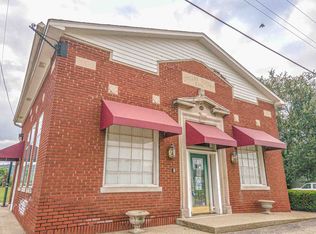 6710 McVille Rd, Burlington, KY 41005